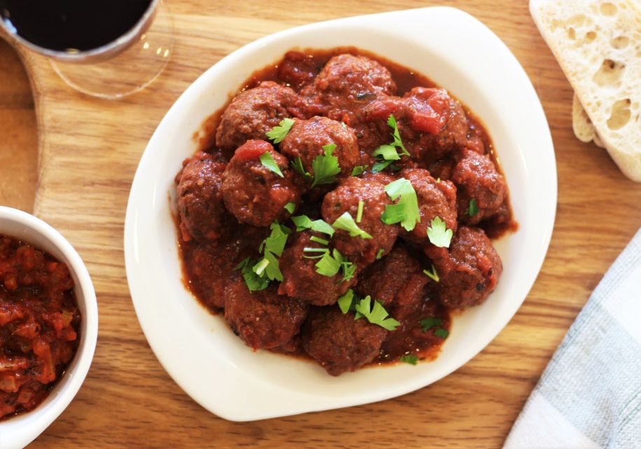 Meatballs with a Red Wine Sauce
